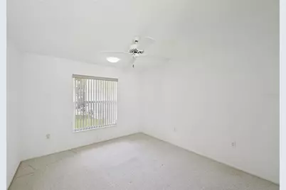 4540 Chimney Creek Drive, Sarasota, FL 34235 - Photo 12
