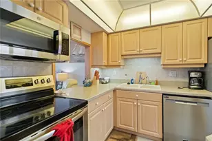 1400 Tarpon Center Dr, Venice, FL 34285 - Photo 6