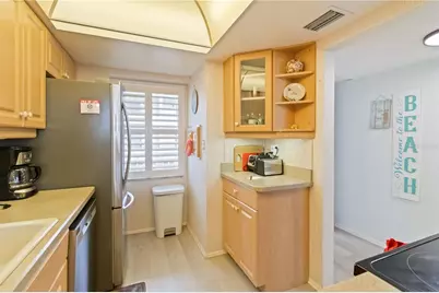 1400 Tarpon Center Drive #204, Venice, FL 34285 - Photo 24