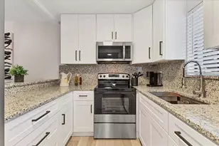 1644 Stickney Point Rd, Sarasota, FL 34231 - Photo 12