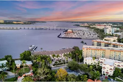 1602 Point Pleasant Avenue W, Bradenton, FL 34205 - Photo 4