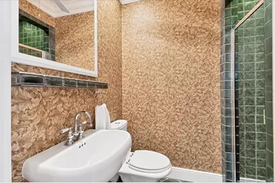 1602 Point Pleasant Avenue W, Bradenton, FL 34205 - Photo 36