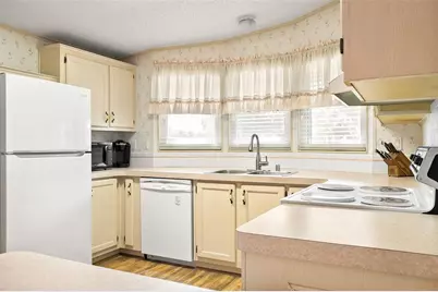 8427 Castle Garden Road, Palmetto, FL 34221 - Photo 10