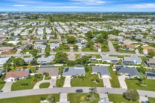 1235 Pine Needle Rd, Venice, FL 34285 - Photo 44