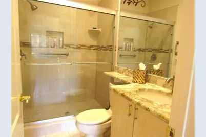 3881 Chatsworth Greene Court #20, Sarasota, FL 34235 - Photo 30