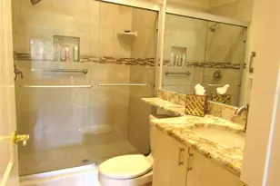 3881 Chatsworth Greene Ct, Sarasota, FL 34235 - Photo 30