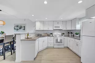 9397 Midnight Pass Rd, Sarasota, FL 34242 - Photo 12