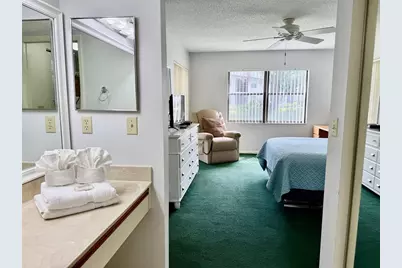 4420 46th Avenue W #101, Bradenton, FL 34210 - Photo 32