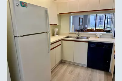 4420 46th Avenue W #101, Bradenton, FL 34210 - Photo 6