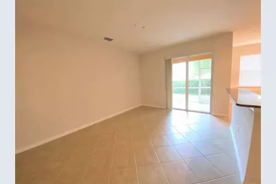 7886 Moonstone Dr #4-102, Sarasota, FL 34233 - Photo 6