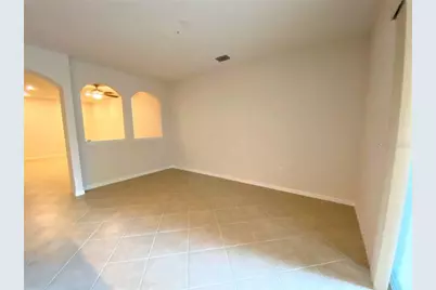 7886 Moonstone Dr #4-102, Sarasota, FL 34233 - Photo 10