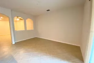 7886 Moonstone Dr, Sarasota, FL 34233 - Photo 10