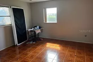 245 Manor Rd, Venice, FL 34293 - Photo 16