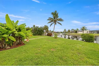 2461 W Marion Avenue, Punta Gorda, FL 33950 - Photo 2