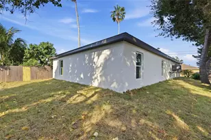 311 12th St W, Palmetto, FL 34221 - Photo 22