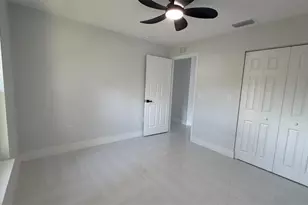 311 12th St W, Palmetto, FL 34221 - Photo 24