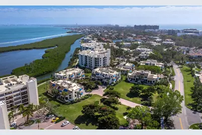 2012 Harbourside Drive #2104, Longboat Key, FL 34228 - Photo 46