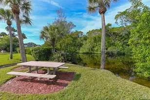 225 Hour Glass Way, Sarasota, FL 34242 - Photo 28