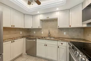 225 Hour Glass Way, Sarasota, FL 34242 - Photo 36