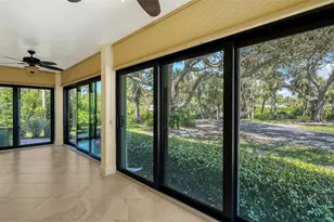 225 Hour Glass Way, Sarasota, FL 34242 - Photo 18