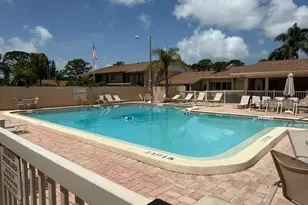 2763 Woodgate Ln, Sarasota, FL 34231 - Photo 22