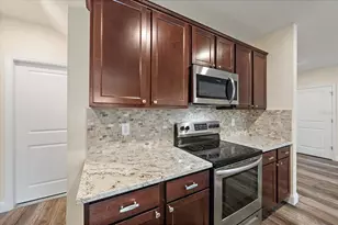 4861 Silver Topaz St, Sarasota, FL 34233 - Photo 8