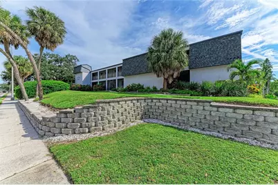 2124 Tamiami Trail #207, Sarasota, FL 34234 - Photo 2