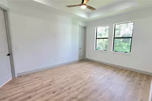 4802 Sunburst Ave, North Port, FL 34286 - Photo 10