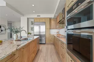 1155 N Gulfstream Ave, Sarasota, FL 34236 - Photo 24