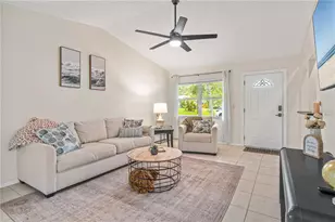 655 Hand Ave, Sarasota, FL 34232 - Photo 6