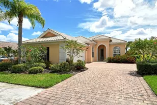 5562 Octonia Pl, Sarasota, FL 34238 - Photo 2