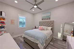 840 Seascape Pl, Sarasota, FL 34240 - Photo 24