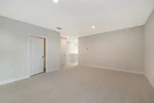 10050 Crystal Isles Cir, Sarasota, FL 34241 - Photo 42