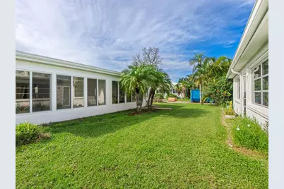 667 El Centro, Longboat Key, FL 34228 - Photo 18