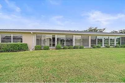 7077 W Country Club Drive N, Sarasota, FL 34243 - Photo 32