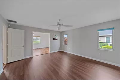 7077 W Country Club Drive N, Sarasota, FL 34243 - Photo 22
