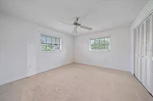 7077 W Country Club Dr N, Sarasota, FL 34243 - Photo 26