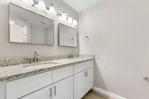 111 17th St E, Bradenton, FL 34208 - Photo 18