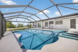 915 Suncrest Ln, Englewood, FL 34223 - Photo 16