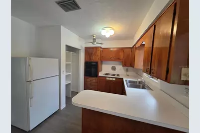 4461 Maceachen Boulevard, Sarasota, FL 34233 - Photo 12