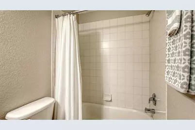 811 Fairwaycove Lane #107, Bradenton, FL 34212 - Photo 38