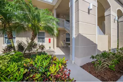 811 Fairwaycove Lane #107, Bradenton, FL 34212 - Photo 8