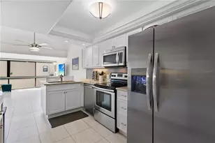 4621 Gulf Of Mexico Dr, Longboat Key, FL 34228 - Photo 12