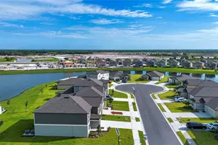 12609 Aura Moonlight Ter, Parrish, FL 34219 - Photo 4