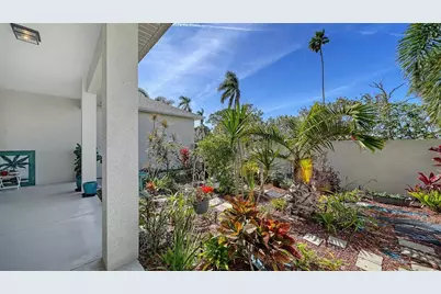 1111 Mallorca Drive, Bradenton, FL 34209 - Photo 8