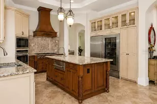 8305 Farington Ct, Bradenton, FL 34202 - Photo 4