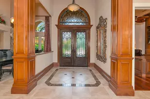 8305 Farington Ct, Bradenton, FL 34202 - Photo 4