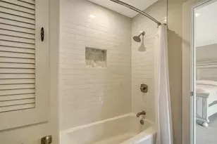 206 Hour Glass Way, Sarasota, FL 34242 - Photo 30