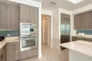 540 N Tamiami Trl, Sarasota, FL 34236 - Photo 24