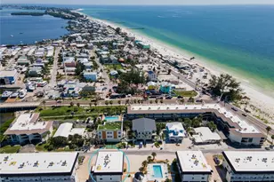 601 Gulf Dr N, Bradenton Beach, FL 34217 - Photo 2